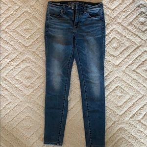 American Eagle Skinny Jegging